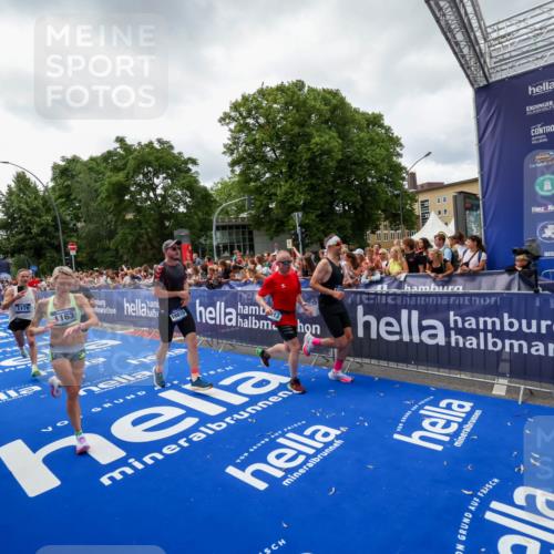 29.06.2025 - hella hamburg halbmarathon Zöllner http://msf.ph/oto/8414818 29.06.2025 10:48:41 Ziel 1163, 1176, 2213, 4553, 5421, 9538, 10859, 11579, 14511, 15384, 15573, 17127, 18815 meine-sportfotos.de