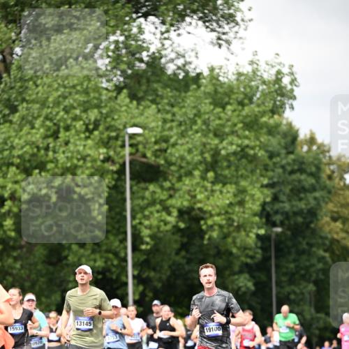 29.06.2025 - hella hamburg halbmarathon Dr. Thomas Lammeyer http://msf.ph/oto/8414883 29.06.2025 10:45:02 Kennedybrücke 1018, 1037, 1075, 1323, 2042, 2109, 2254, 2299, 3293, 3306, 3432, 3607, 3810, 4612, 4906, 5059, 5351, 5753, 6076, 6098, 6163, 6229, 6363, 6806, 7108, 7956, 8378, 8429, 8430, 8739, 8815, 9195, 9237, 9946, 9962, 10166, 10474, 10920, 10940, 11053, 11176 meine-sportfotos.de