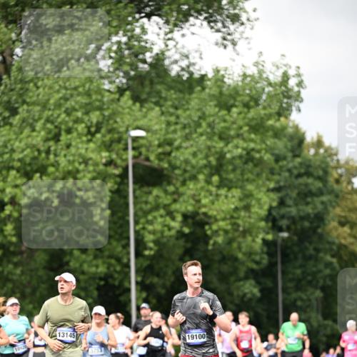 29.06.2025 - hella hamburg halbmarathon Dr. Thomas Lammeyer http://msf.ph/oto/8414899 29.06.2025 10:45:02 Kennedybrücke 1018, 1037, 1075, 1323, 2042, 2109, 2254, 2299, 3293, 3306, 3432, 3607, 3810, 4612, 4906, 5059, 5351, 5753, 6076, 6098, 6163, 6229, 6363, 6806, 7108, 7956, 8378, 8429, 8430, 8739, 8815, 9195, 9237, 9946, 9962, 10166, 10474, 10920, 10940, 11053, 11176 meine-sportfotos.de