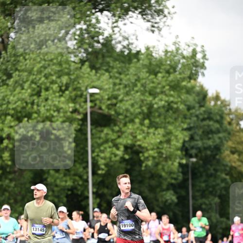 29.06.2025 - hella hamburg halbmarathon Dr. Thomas Lammeyer http://msf.ph/oto/8414904 29.06.2025 10:45:02 Kennedybrücke 1018, 1037, 1075, 1323, 2042, 2109, 2254, 2299, 3293, 3306, 3432, 3607, 3810, 4612, 4906, 5059, 5351, 5753, 6076, 6098, 6163, 6229, 6363, 6806, 7108, 7956, 8378, 8429, 8430, 8739, 8815, 9195, 9237, 9946, 9962, 10166, 10474, 10920, 10940, 11053, 11176 meine-sportfotos.de