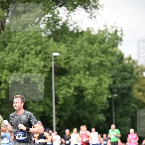 29.06.2025 - hella hamburg halbmarathon Dr. Thomas Lammeyer http://msf.ph/oto/8414961 29.06.2025 10:45:04 Kennedybrücke 1018, 1037, 1075, 1323, 2042, 2299, 3293, 3306, 3432, 3810, 4612, 4906, 5059, 5351, 5753, 6076, 6098, 6163, 6229, 6363, 6806, 7108, 7956, 8378, 8429, 8430, 8739, 8815, 9195, 9237, 9946, 9962, 10166, 10474, 10920, 10940, 11053, 11176 meine-sportfotos.de