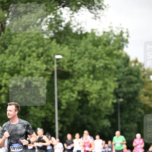 29.06.2025 - hella hamburg halbmarathon Dr. Thomas Lammeyer http://msf.ph/oto/8414967 29.06.2025 10:45:04 Kennedybrücke 1018, 1037, 1075, 1323, 2042, 2299, 3293, 3306, 3432, 3810, 4612, 4906, 5059, 5351, 5753, 6076, 6098, 6163, 6229, 6363, 6806, 7108, 7956, 8378, 8429, 8430, 8739, 8815, 9195, 9237, 9946, 9962, 10166, 10474, 10920, 10940, 11053, 11176 meine-sportfotos.de