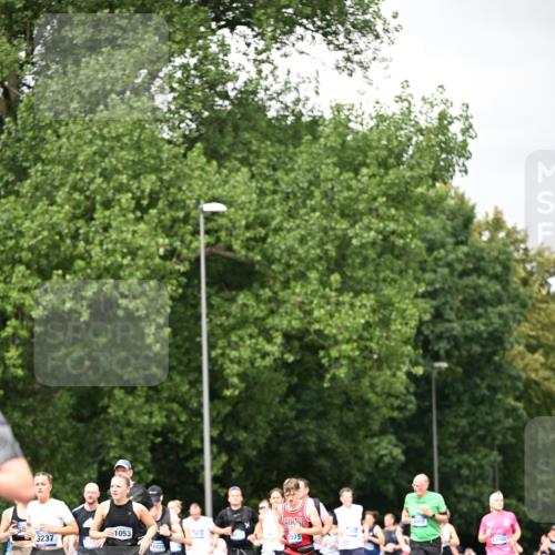 29.06.2025 - hella hamburg halbmarathon Dr. Thomas Lammeyer http://msf.ph/oto/8414985 29.06.2025 10:45:05 Kennedybrücke 1018, 1037, 1075, 1323, 2042, 2299, 3293, 3306, 3432, 3810, 4612, 4906, 5059, 5351, 5753, 6076, 6098, 6163, 6229, 6363, 6806, 7108, 7956, 8378, 8429, 8430, 8739, 9195, 9237, 9946, 9962, 10166, 10474, 10920, 10940, 11053, 11176 meine-sportfotos.de