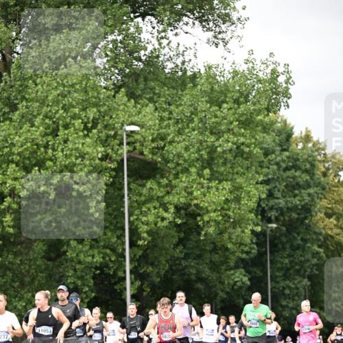 29.06.2025 - hella hamburg halbmarathon Dr. Thomas Lammeyer http://msf.ph/oto/8414993 29.06.2025 10:45:05 Kennedybrücke 1018, 1037, 1075, 1323, 2042, 2299, 3293, 3306, 3432, 3810, 4612, 4906, 5059, 5351, 5753, 6076, 6098, 6163, 6229, 6363, 6806, 7108, 7956, 8378, 8429, 8430, 8739, 9195, 9237, 9946, 9962, 10166, 10474, 10920, 10940, 11053, 11176 meine-sportfotos.de