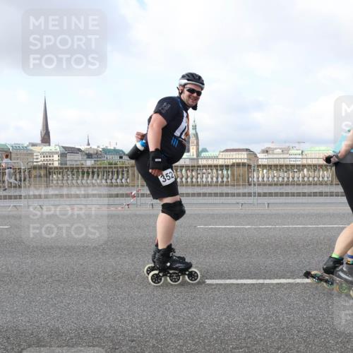 29.06.2025 - hella hamburg halbmarathon Lena Gebhardt http://msf.ph/oto/8414999 29.06.2025 08:56:00 Lombardsbrücke 352, 507 meine-sportfotos.de