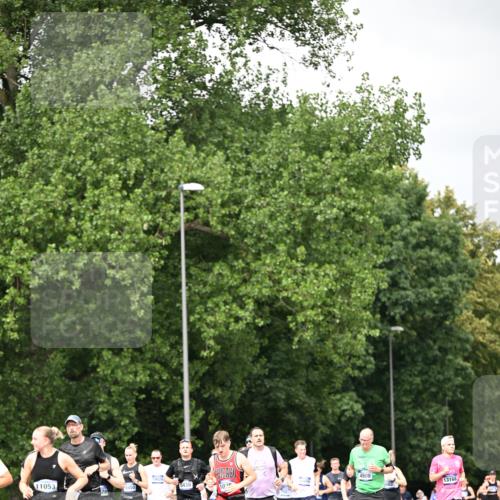 29.06.2025 - hella hamburg halbmarathon Dr. Thomas Lammeyer http://msf.ph/oto/8415000 29.06.2025 10:45:05 Kennedybrücke 1018, 1037, 1075, 1323, 2042, 2299, 3293, 3306, 3432, 3810, 4612, 4906, 5059, 5351, 5753, 6076, 6098, 6163, 6229, 6363, 6806, 7108, 7956, 8378, 8429, 8430, 8739, 9195, 9237, 9946, 9962, 10166, 10474, 10920, 10940, 11053, 11176 meine-sportfotos.de