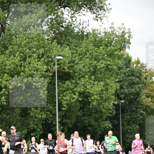 29.06.2025 - hella hamburg halbmarathon Dr. Thomas Lammeyer http://msf.ph/oto/8415019 29.06.2025 10:45:06 Kennedybrücke 1018, 1037, 1075, 1323, 2042, 2299, 3293, 3306, 3432, 3810, 4612, 4906, 5059, 5351, 5753, 6076, 6098, 6163, 6229, 6363, 6806, 7108, 7585, 7956, 8378, 8429, 8430, 8739, 9195, 9237, 9946, 9962, 10166, 10474, 10920, 10940, 11053, 11176 meine-sportfotos.de
