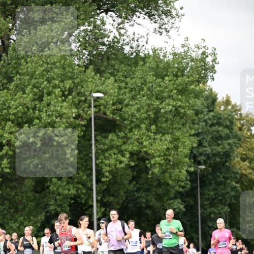29.06.2025 - hella hamburg halbmarathon Dr. Thomas Lammeyer http://msf.ph/oto/8415048 29.06.2025 10:45:07 Kennedybrücke 1018, 1037, 1075, 1323, 2042, 2299, 3293, 3306, 3432, 3810, 4612, 4906, 5059, 5351, 5753, 6076, 6098, 6163, 6229, 6806, 7108, 7585, 7956, 8378, 8429, 8430, 8739, 9195, 9237, 9946, 9962, 10166, 10474, 10920, 10940, 11053, 11176 meine-sportfotos.de