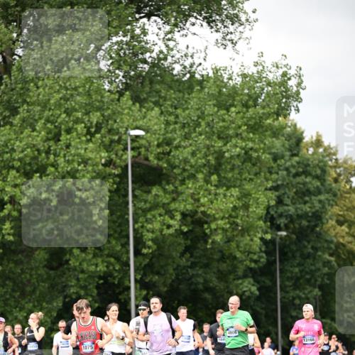 29.06.2025 - hella hamburg halbmarathon Dr. Thomas Lammeyer http://msf.ph/oto/8415052 29.06.2025 10:45:08 Kennedybrücke 1018, 1037, 1075, 1323, 2042, 2299, 3293, 3306, 3432, 3810, 4612, 4906, 5059, 5351, 5753, 6076, 6098, 6163, 6229, 6806, 7108, 7585, 7956, 8378, 8429, 8430, 8739, 9195, 9237, 9946, 9962, 10166, 10474, 10920, 10940, 11053, 11176 meine-sportfotos.de