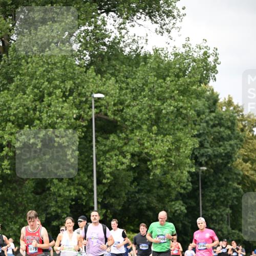 29.06.2025 - hella hamburg halbmarathon Dr. Thomas Lammeyer http://msf.ph/oto/8415080 29.06.2025 10:45:09 Kennedybrücke 1018, 1037, 1075, 1323, 2042, 2299, 3293, 3306, 3432, 3810, 4612, 4906, 5059, 5351, 5753, 6076, 6098, 6163, 6229, 6806, 7108, 7585, 7956, 8378, 8429, 8430, 8739, 9237, 9946, 9962, 10166, 10920, 10940, 11053, 11176 meine-sportfotos.de