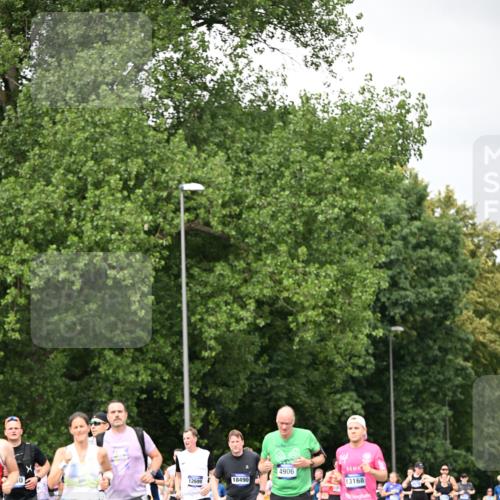 29.06.2025 - hella hamburg halbmarathon Dr. Thomas Lammeyer http://msf.ph/oto/8415103 29.06.2025 10:45:10 Kennedybrücke 1018, 1037, 1075, 1323, 2042, 2299, 3293, 3306, 3432, 3810, 4612, 4906, 5059, 5351, 5753, 6076, 6098, 6163, 6229, 6806, 7108, 7585, 7956, 8378, 8429, 8430, 8878, 9237, 9946, 9962, 10166, 10920, 10940, 11053, 11176 meine-sportfotos.de