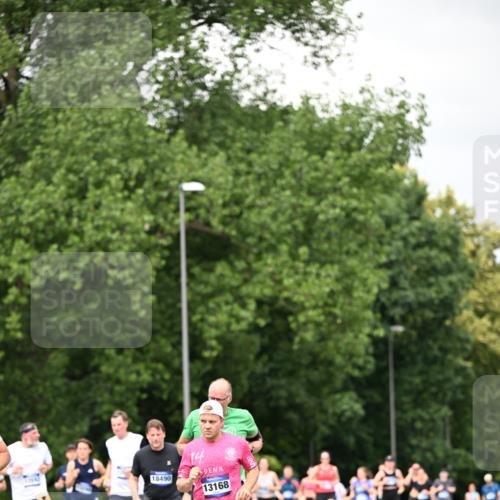 29.06.2025 - hella hamburg halbmarathon Dr. Thomas Lammeyer http://msf.ph/oto/8415166 29.06.2025 10:45:12 Kennedybrücke 1018, 1037, 1075, 1323, 2042, 2299, 3293, 3306, 3432, 3810, 4612, 4906, 5059, 5351, 5753, 6076, 6098, 6163, 6229, 6806, 7108, 7585, 7956, 8378, 8429, 8430, 8878, 9237, 9946, 9962, 10166, 10920, 10940, 11053, 11176 meine-sportfotos.de