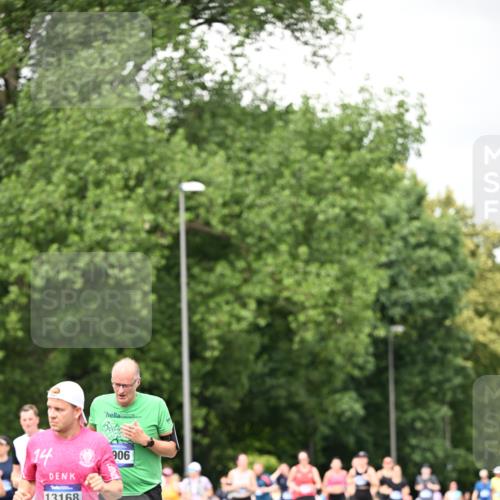 29.06.2025 - hella hamburg halbmarathon Dr. Thomas Lammeyer http://msf.ph/oto/8415224 29.06.2025 10:45:14 Kennedybrücke 1018, 1075, 1323, 2042, 2299, 3293, 3306, 3432, 4044, 4612, 4906, 5059, 5753, 6076, 6098, 6163, 6806, 7108, 7293, 7585, 7829, 7956, 8378, 8429, 8430, 8878, 9237, 9946, 9962, 10166, 10269, 10920, 10940, 11053, 11176 meine-sportfotos.de
