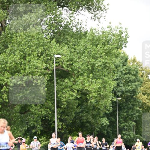 29.06.2025 - hella hamburg halbmarathon Dr. Thomas Lammeyer http://msf.ph/oto/8415310 29.06.2025 10:45:17 Kennedybrücke 1018, 1075, 1323, 2042, 3293, 3306, 4044, 4906, 5753, 6076, 6088, 6098, 6163, 6806, 7108, 7293, 7585, 7829, 7956, 8378, 8429, 8430, 8878, 9237, 9962, 10269, 10644, 10920, 10940, 11053, 11176 meine-sportfotos.de
