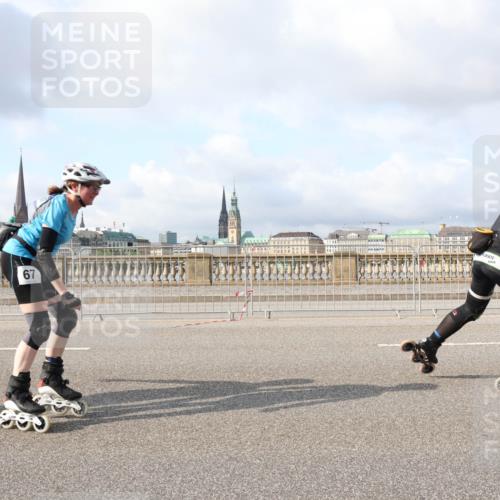29.06.2025 - hella hamburg halbmarathon Lena Gebhardt http://msf.ph/oto/8415321 29.06.2025 08:56:32 Lombardsbrücke 67, 68 meine-sportfotos.de