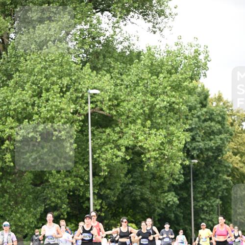 29.06.2025 - hella hamburg halbmarathon Dr. Thomas Lammeyer http://msf.ph/oto/8415402 29.06.2025 10:45:20 Kennedybrücke 1018, 1075, 1323, 1731, 3306, 4044, 4638, 4906, 5549, 5753, 6076, 6088, 6098, 6163, 6806, 7293, 7585, 7829, 7956, 8429, 8430, 8878, 9237, 9962, 10269, 10644, 10920, 10940, 11053, 11176 meine-sportfotos.de