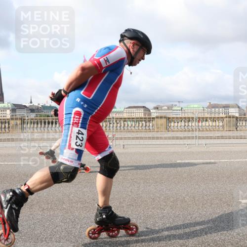 29.06.2025 - hella hamburg halbmarathon Lena Gebhardt http://msf.ph/oto/8415629 29.06.2025 08:56:33 Lombardsbrücke 423 meine-sportfotos.de