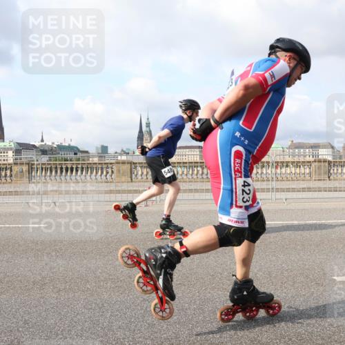 29.06.2025 - hella hamburg halbmarathon Lena Gebhardt http://msf.ph/oto/8415676 29.06.2025 08:56:33 Lombardsbrücke 423 meine-sportfotos.de