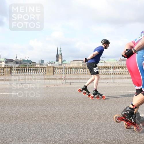 29.06.2025 - hella hamburg halbmarathon Lena Gebhardt http://msf.ph/oto/8415721 29.06.2025 08:56:33 Lombardsbrücke 423 meine-sportfotos.de
