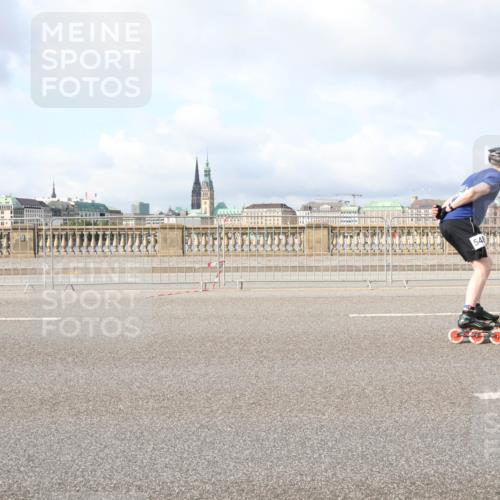 29.06.2025 - hella hamburg halbmarathon Lena Gebhardt http://msf.ph/oto/8415794 29.06.2025 08:56:34 Lombardsbrücke 548 meine-sportfotos.de