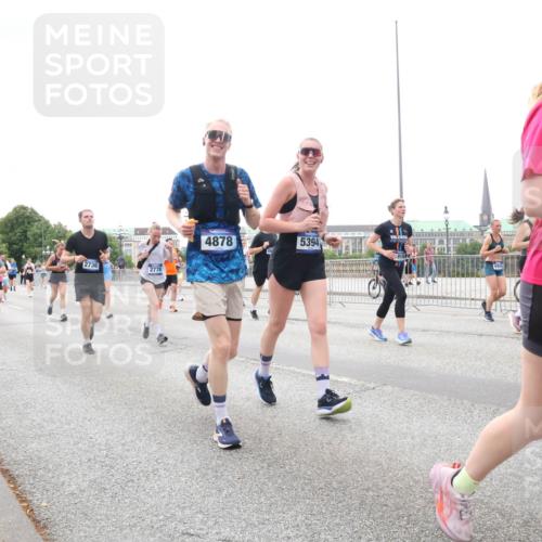 29.06.2025 - hella hamburg halbmarathon Lena Gebhardt http://msf.ph/oto/8415844 29.06.2025 10:51:39 Lombardsbrücke 2736, 2778, 13769, 4878, 5394, 1617, 1997, 2202, 2308, 2380, 2484, 2485, 2593, 2736, 2778, 3240, 3991, 4156, 4652, 4713, 4748, 4808, 4878, 4920, 5291, 5357, 5394, 5534, 5716, 5717, 6007, 6091, 6604, 6885, 6945, 6947, 6954, 6961, 7682, 7769, 7841, 7871, 7992, 8040, 8125, 8399, 8410, 8672, 9166, 9167, 9220, 9340, 9462, 9582, 9583, 9590, 9594, 9673, 9763, 10496, 10521, 10533, 10693, 10830, 11034, 11101, 11268, 11575, 11875, 12065 meine-sportfotos.de