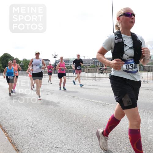 29.06.2025 - hella hamburg halbmarathon Lena Gebhardt http://msf.ph/oto/8416004 29.06.2025 10:26:26 Lombardsbrücke 4315, 1110, 4268, 13264, 830, 1300, 2643, 3617, 4267, 4268, 4315, 4507, 4509, 4844, 6159, 6905, 7929, 8079, 8276, 8306, 8357, 8674, 8942, 9186, 11107, 11139, 11270, 11859, 12126, 12826, 12827, 12945, 12946, 13264, 14063, 14179, 14356, 14726, 14930, 15807, 16788, 17300, 17675, 17712, 18074, 18087, 19144 meine-sportfotos.de