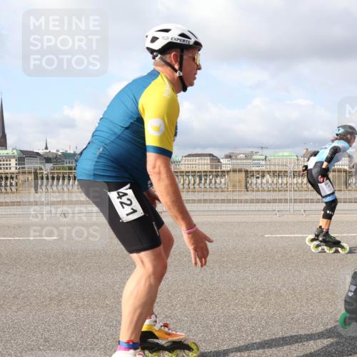 29.06.2025 - hella hamburg halbmarathon Lena Gebhardt http://msf.ph/oto/8416460 29.06.2025 08:56:53 Lombardsbrücke 421, 439, 16 meine-sportfotos.de