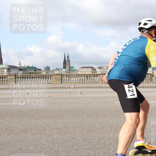 29.06.2025 - hella hamburg halbmarathon Lena Gebhardt http://msf.ph/oto/8416504 29.06.2025 08:56:53 Lombardsbrücke 421 meine-sportfotos.de