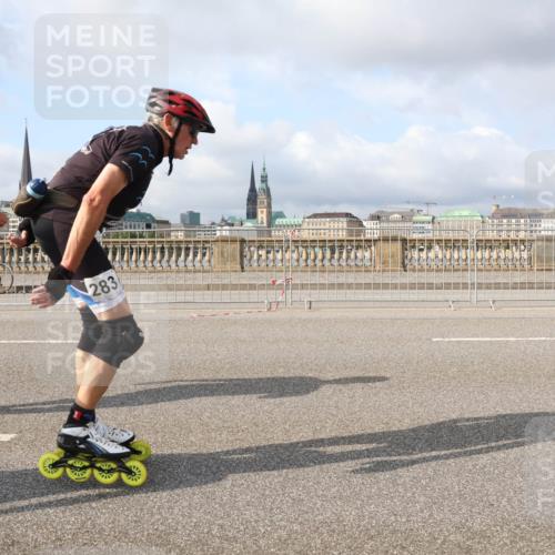 29.06.2025 - hella hamburg halbmarathon Lena Gebhardt http://msf.ph/oto/8416963 29.06.2025 08:56:58 Lombardsbrücke 430, 283 meine-sportfotos.de