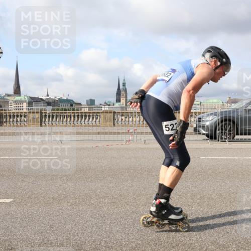 29.06.2025 - hella hamburg halbmarathon Lena Gebhardt http://msf.ph/oto/8417469 29.06.2025 08:57:04 Lombardsbrücke 522 meine-sportfotos.de