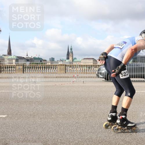 29.06.2025 - hella hamburg halbmarathon Lena Gebhardt http://msf.ph/oto/8417495 29.06.2025 08:57:04 Lombardsbrücke 20522, 522 meine-sportfotos.de