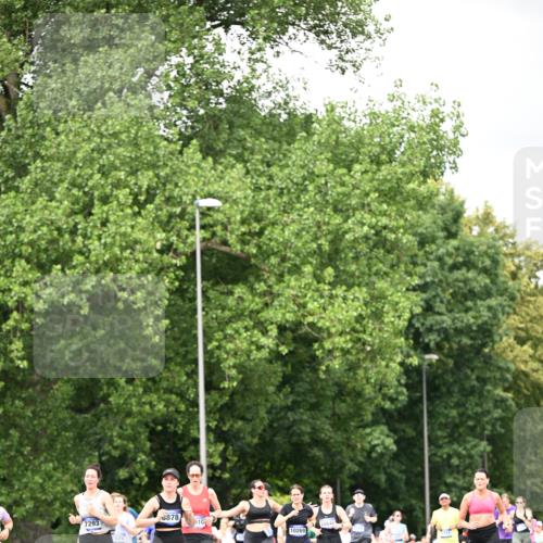 29.06.2025 - hella hamburg halbmarathon Dr. Thomas Lammeyer http://msf.ph/oto/8417698 29.06.2025 10:45:21 Kennedybrücke 1075, 1323, 1731, 3306, 4044, 4638, 4906, 5549, 5753, 6088, 6098, 6806, 7293, 7585, 7829, 7956, 8429, 8430, 8878, 9237, 9962, 10269, 10644, 10920, 10940, 11053, 11176 meine-sportfotos.de