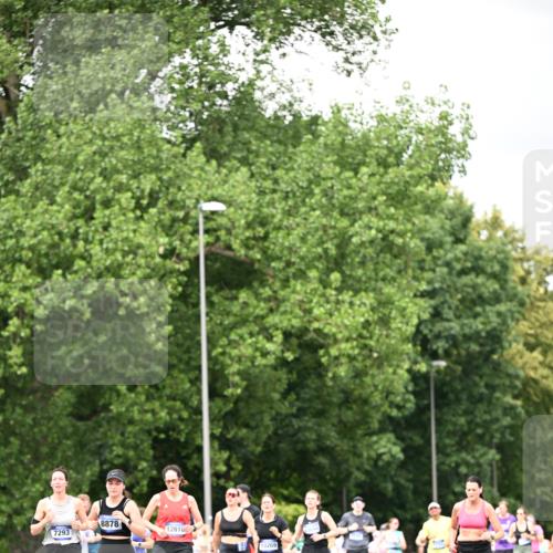 29.06.2025 - hella hamburg halbmarathon Dr. Thomas Lammeyer http://msf.ph/oto/8417726 29.06.2025 10:45:21 Kennedybrücke 1075, 1323, 1731, 3306, 4044, 4638, 4906, 5549, 5753, 6088, 6098, 6806, 7293, 7585, 7829, 7956, 8429, 8430, 8878, 9237, 9962, 10269, 10644, 10920, 10940, 11053, 11176 meine-sportfotos.de