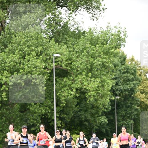 29.06.2025 - hella hamburg halbmarathon Dr. Thomas Lammeyer http://msf.ph/oto/8417742 29.06.2025 10:45:22 Kennedybrücke 1075, 1323, 1731, 3306, 4044, 4638, 4906, 5549, 5753, 6088, 6098, 6806, 7293, 7585, 7829, 7956, 8429, 8430, 8878, 9237, 9962, 10269, 10644, 10920, 10940, 11053, 11176 meine-sportfotos.de
