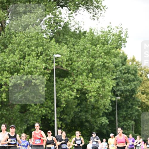 29.06.2025 - hella hamburg halbmarathon Dr. Thomas Lammeyer http://msf.ph/oto/8417766 29.06.2025 10:45:23 Kennedybrücke 1075, 1323, 1731, 4044, 4638, 4906, 5549, 6088, 6098, 6806, 7293, 7585, 7829, 7956, 8429, 8430, 8878, 9237, 9962, 10269, 10644, 10920, 11053, 11176 meine-sportfotos.de
