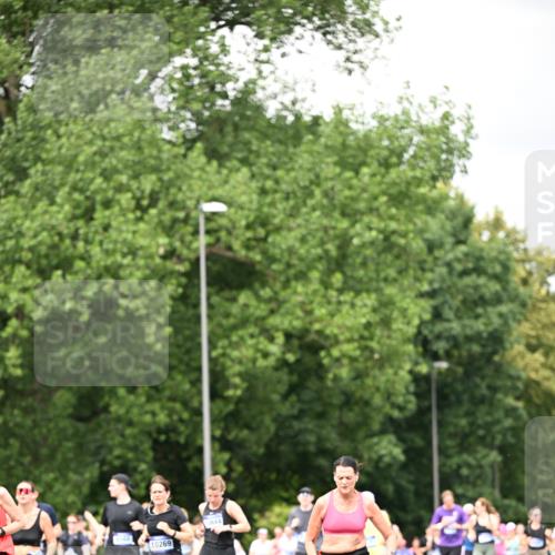 29.06.2025 - hella hamburg halbmarathon Dr. Thomas Lammeyer http://msf.ph/oto/8417847 29.06.2025 10:45:25 Kennedybrücke 1075, 1323, 1731, 4044, 4638, 4906, 5549, 6088, 6098, 6806, 7293, 7585, 7661, 7829, 7956, 8429, 8430, 8878, 9962, 10269, 10407, 10644, 11176 meine-sportfotos.de