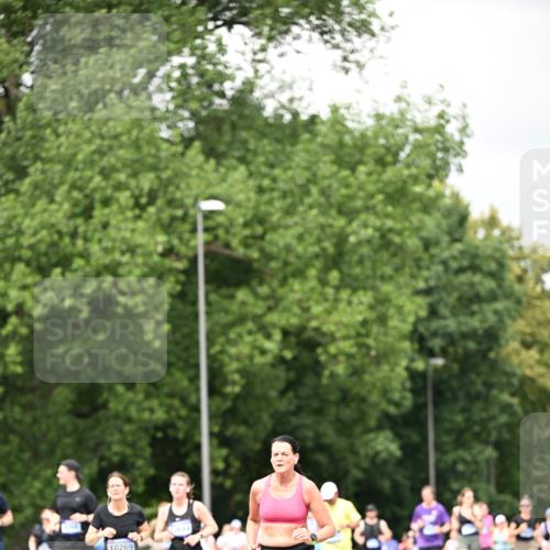 29.06.2025 - hella hamburg halbmarathon Dr. Thomas Lammeyer http://msf.ph/oto/8417870 29.06.2025 10:45:26 Kennedybrücke 1075, 1323, 1731, 4044, 4638, 4906, 5549, 6088, 7293, 7585, 7661, 7829, 8429, 8430, 8878, 9962, 10269, 10407, 10644, 11176 meine-sportfotos.de