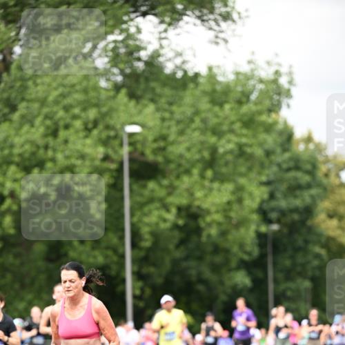 29.06.2025 - hella hamburg halbmarathon Dr. Thomas Lammeyer http://msf.ph/oto/8417917 29.06.2025 10:45:28 Kennedybrücke 1075, 1731, 4044, 4412, 4638, 4906, 5549, 6088, 7293, 7585, 7661, 7829, 8429, 8430, 8769, 8878, 9962, 10269, 10407, 10644, 11176 meine-sportfotos.de