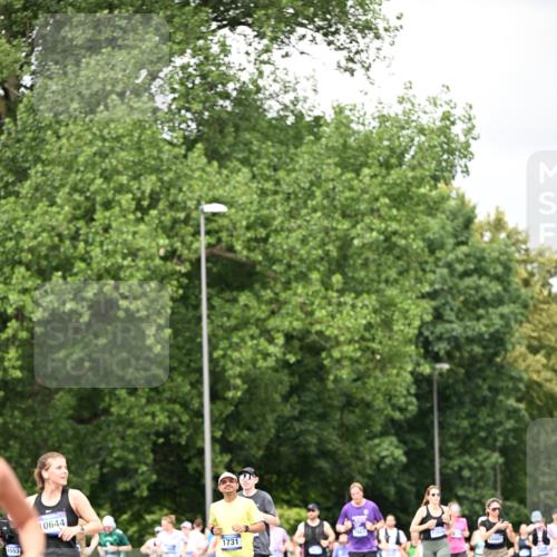 29.06.2025 - hella hamburg halbmarathon Dr. Thomas Lammeyer http://msf.ph/oto/8417951 29.06.2025 10:45:29 Kennedybrücke 1731, 4044, 4412, 4638, 4906, 5549, 6088, 7293, 7585, 7661, 7829, 8429, 8430, 8769, 8878, 9962, 10269, 10407, 10644, 11176 meine-sportfotos.de