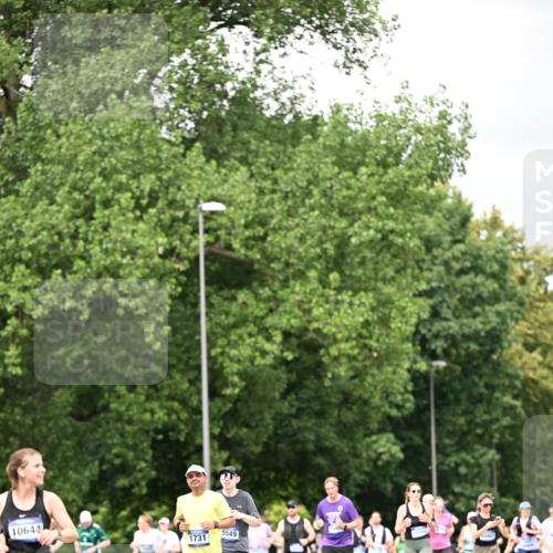 29.06.2025 - hella hamburg halbmarathon Dr. Thomas Lammeyer http://msf.ph/oto/8417987 29.06.2025 10:45:29 Kennedybrücke 1731, 4044, 4412, 4638, 4906, 5549, 6088, 7293, 7585, 7661, 7829, 8429, 8430, 8769, 8878, 9962, 10269, 10407, 10644, 11176 meine-sportfotos.de