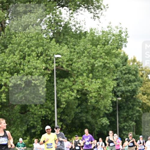 29.06.2025 - hella hamburg halbmarathon Dr. Thomas Lammeyer http://msf.ph/oto/8418003 29.06.2025 10:45:30 Kennedybrücke 1731, 3344, 4044, 4412, 4638, 4906, 5549, 6088, 7293, 7585, 7661, 7829, 8429, 8430, 8769, 8878, 9962, 10269, 10407, 10644 meine-sportfotos.de