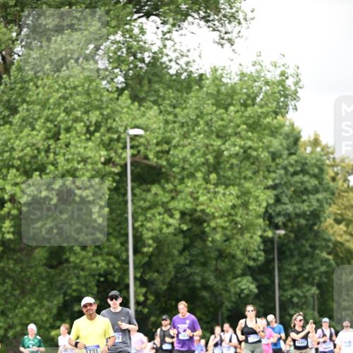 29.06.2025 - hella hamburg halbmarathon Dr. Thomas Lammeyer http://msf.ph/oto/8418023 29.06.2025 10:45:30 Kennedybrücke 1731, 3344, 4044, 4412, 4638, 4906, 5549, 6088, 7293, 7585, 7661, 7829, 8429, 8430, 8769, 8878, 9962, 10269, 10407, 10644 meine-sportfotos.de
