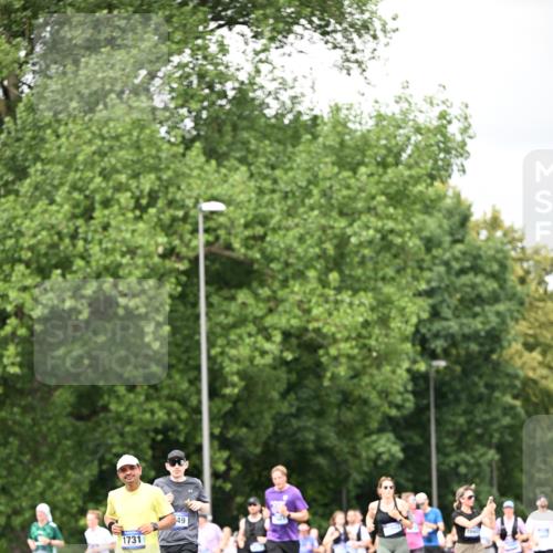 29.06.2025 - hella hamburg halbmarathon Dr. Thomas Lammeyer http://msf.ph/oto/8418027 29.06.2025 10:45:31 Kennedybrücke 1731, 3344, 4044, 4412, 4638, 5549, 6088, 7293, 7585, 7661, 7829, 8429, 8430, 8769, 8878, 9962, 10269, 10407, 10644, 11166 meine-sportfotos.de