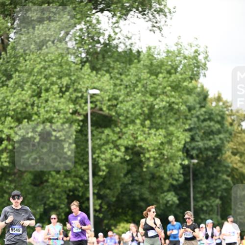 29.06.2025 - hella hamburg halbmarathon Dr. Thomas Lammeyer http://msf.ph/oto/8418095 29.06.2025 10:45:33 Kennedybrücke 1731, 2805, 3344, 4044, 4412, 4638, 5549, 5928, 6088, 7293, 7585, 7661, 7829, 8769, 8878, 10269, 10407, 10644, 11166, 11209 meine-sportfotos.de