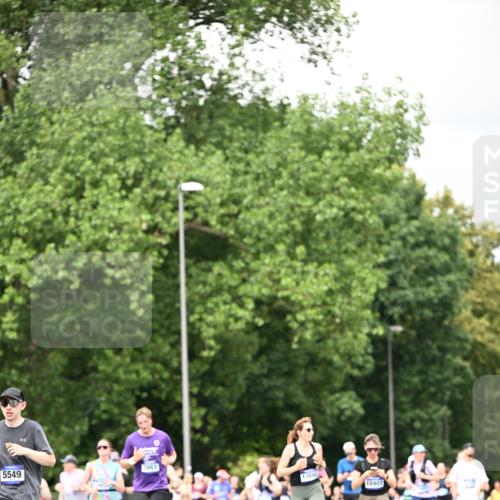 29.06.2025 - hella hamburg halbmarathon Dr. Thomas Lammeyer http://msf.ph/oto/8418104 29.06.2025 10:45:33 Kennedybrücke 1731, 2805, 3344, 4044, 4412, 4638, 5549, 5928, 6088, 7293, 7585, 7661, 7829, 8769, 8878, 10269, 10407, 10644, 11166, 11209 meine-sportfotos.de