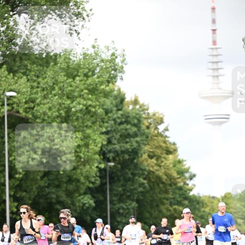 29.06.2025 - hella hamburg halbmarathon Dr. Thomas Lammeyer http://msf.ph/oto/8418138 29.06.2025 10:45:35 Kennedybrücke 1731, 2805, 3344, 4044, 4412, 4638, 5549, 5928, 6088, 7293, 7585, 7661, 7829, 8769, 8878, 10269, 10407, 10644, 11166, 11209 meine-sportfotos.de