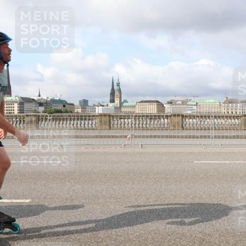 29.06.2025 - hella hamburg halbmarathon Lena Gebhardt http://msf.ph/oto/8418177 29.06.2025 08:57:27 Lombardsbrücke 205 meine-sportfotos.de