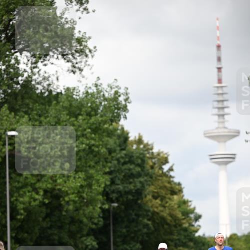 29.06.2025 - hella hamburg halbmarathon Dr. Thomas Lammeyer http://msf.ph/oto/8418181 29.06.2025 10:45:38 Kennedybrücke 1731, 2805, 3344, 4044, 4412, 4638, 5549, 5688, 5928, 6088, 7293, 7661, 7829, 8769, 8878, 10269, 10407, 10644, 11166, 11209 meine-sportfotos.de