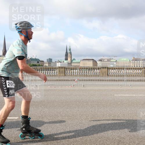 29.06.2025 - hella hamburg halbmarathon Lena Gebhardt http://msf.ph/oto/8418209 29.06.2025 08:57:27 Lombardsbrücke 205 meine-sportfotos.de