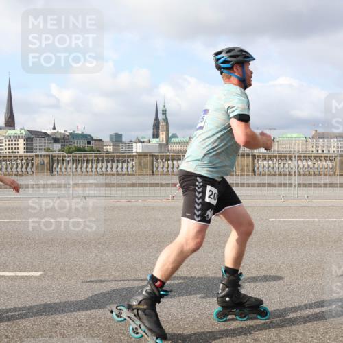 29.06.2025 - hella hamburg halbmarathon Lena Gebhardt http://msf.ph/oto/8418299 29.06.2025 08:57:27 Lombardsbrücke 20 meine-sportfotos.de